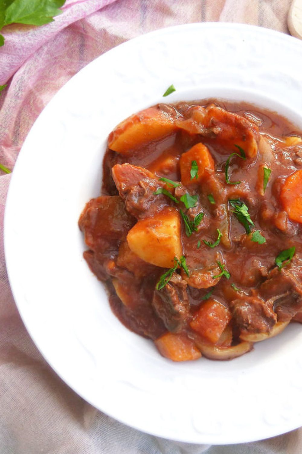 Simple Beef and Tomato Slow Cooked Stew