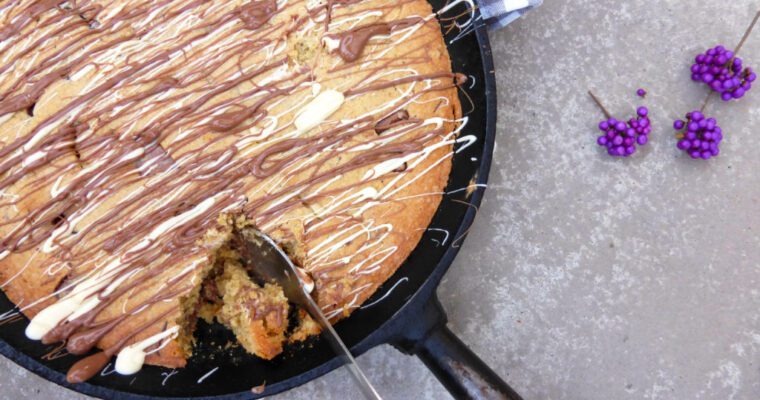 Spelt Skillet Cookie with Chocolate Chunks