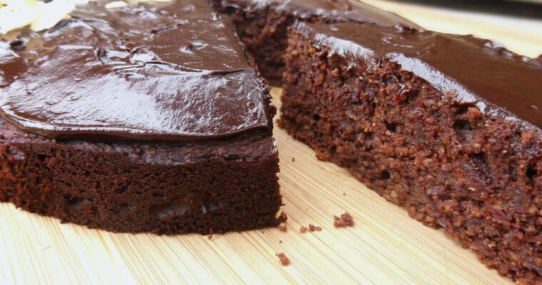 Gluten Free Chocolate Almond Cake with Dark Chocolate Ganache (no refined sugar)