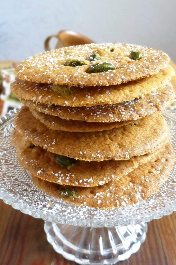 Saffron Pistachio Snap Cookies (gluten free, spelt or regular flour)