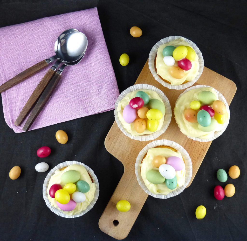 White Chocolate Spelt Cupcakes with White Chocolate Frosting