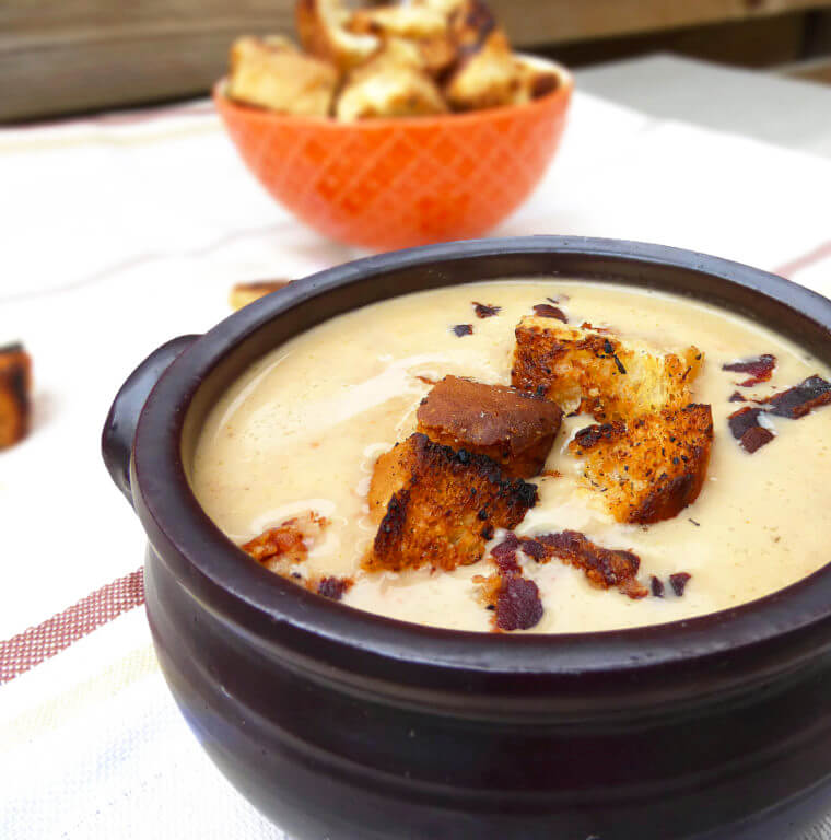 Roasted Cauliflower and Red Pepper Soup with Homemade Croutons