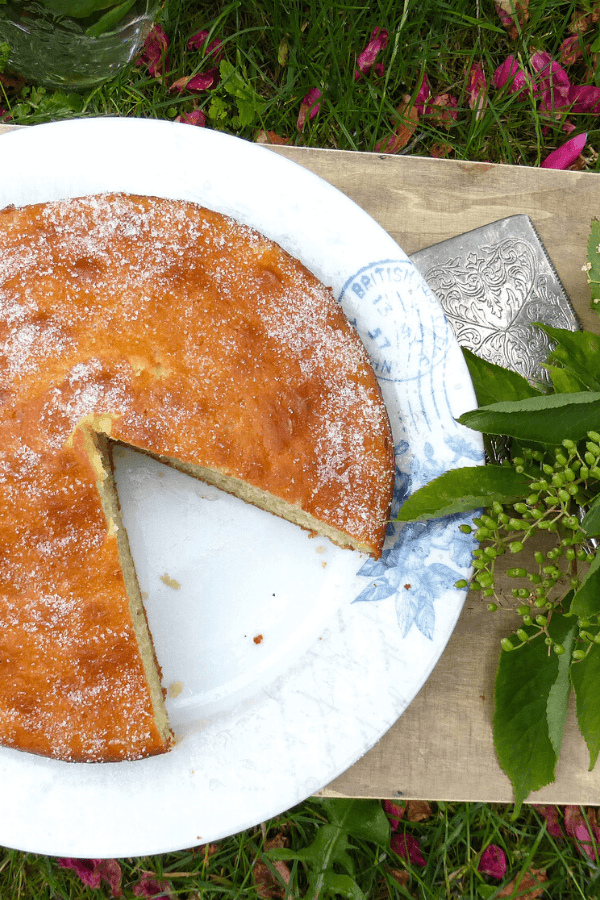 Simple Elderflower and Lime Drizzle Cake