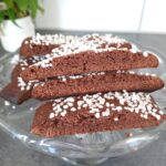 picture of chocolate cookies