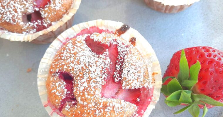 Healthier Wholemeal Spelt Strawberry Muffins