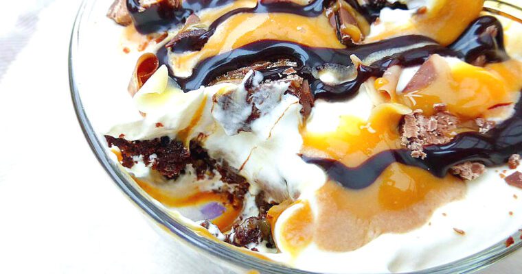 Kladdkaka Caramel Trifles (with Mars Bars)