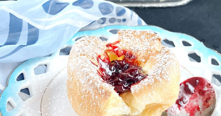 Yorkshire Puddings with Homemade Blueberry Jam