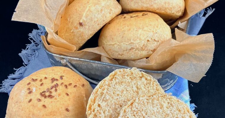 Wholegrain Spelt and Oat Bread Buns