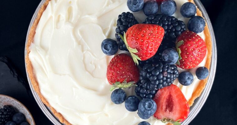 Mascarpone, Lime and White Chocolate Dessert with a Cookie Crust