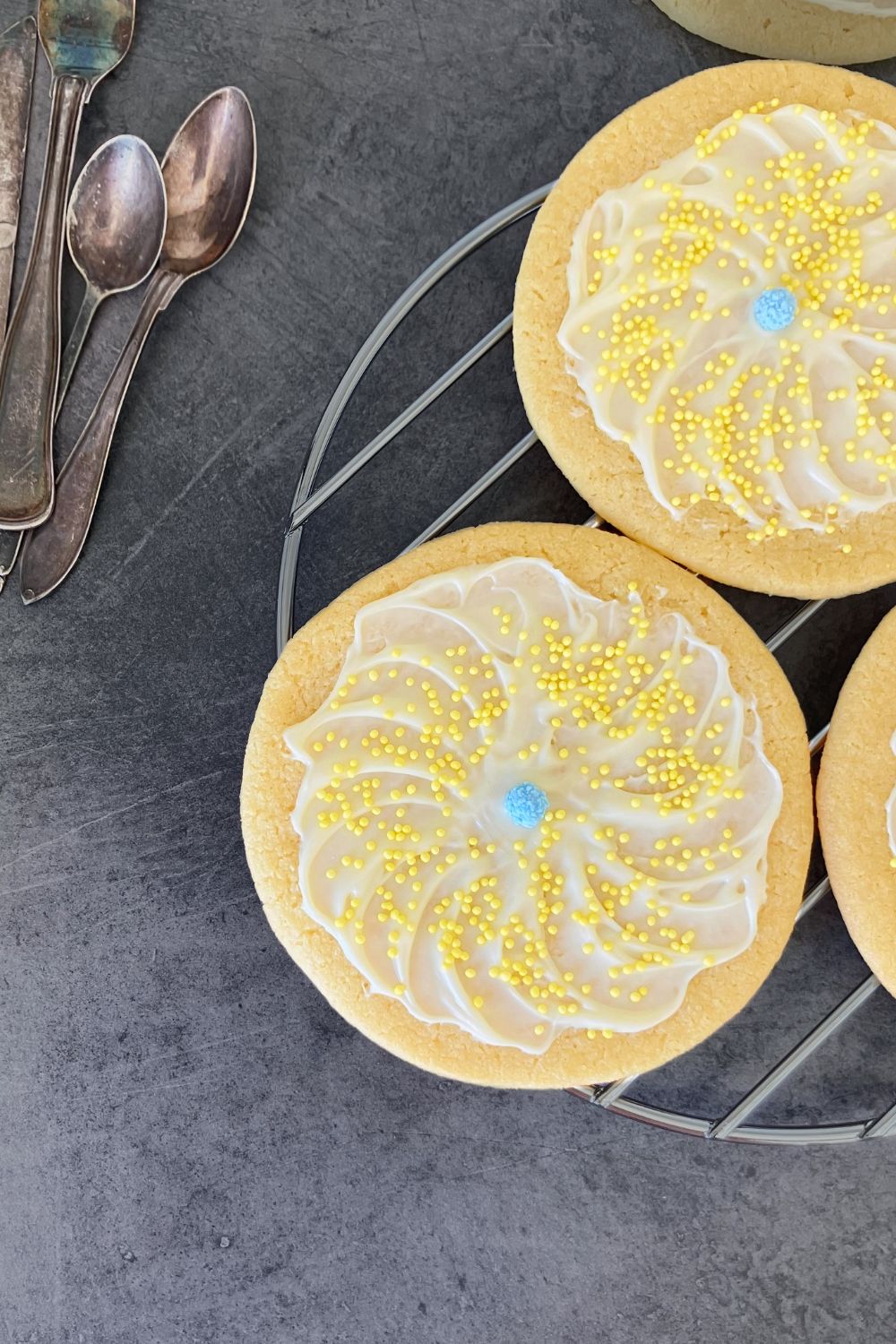 Spelt Butter Cookies with White Chocolate